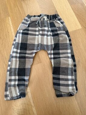 Plaid Elastic-Waist Kids Casual Bottoms in Gray